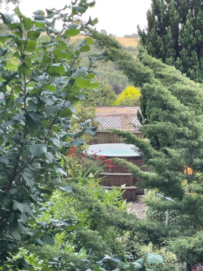 Gorgeous Country Cottage On Outskirts Of Bath With Wood Fired Hot Tub Midford Exterior photo